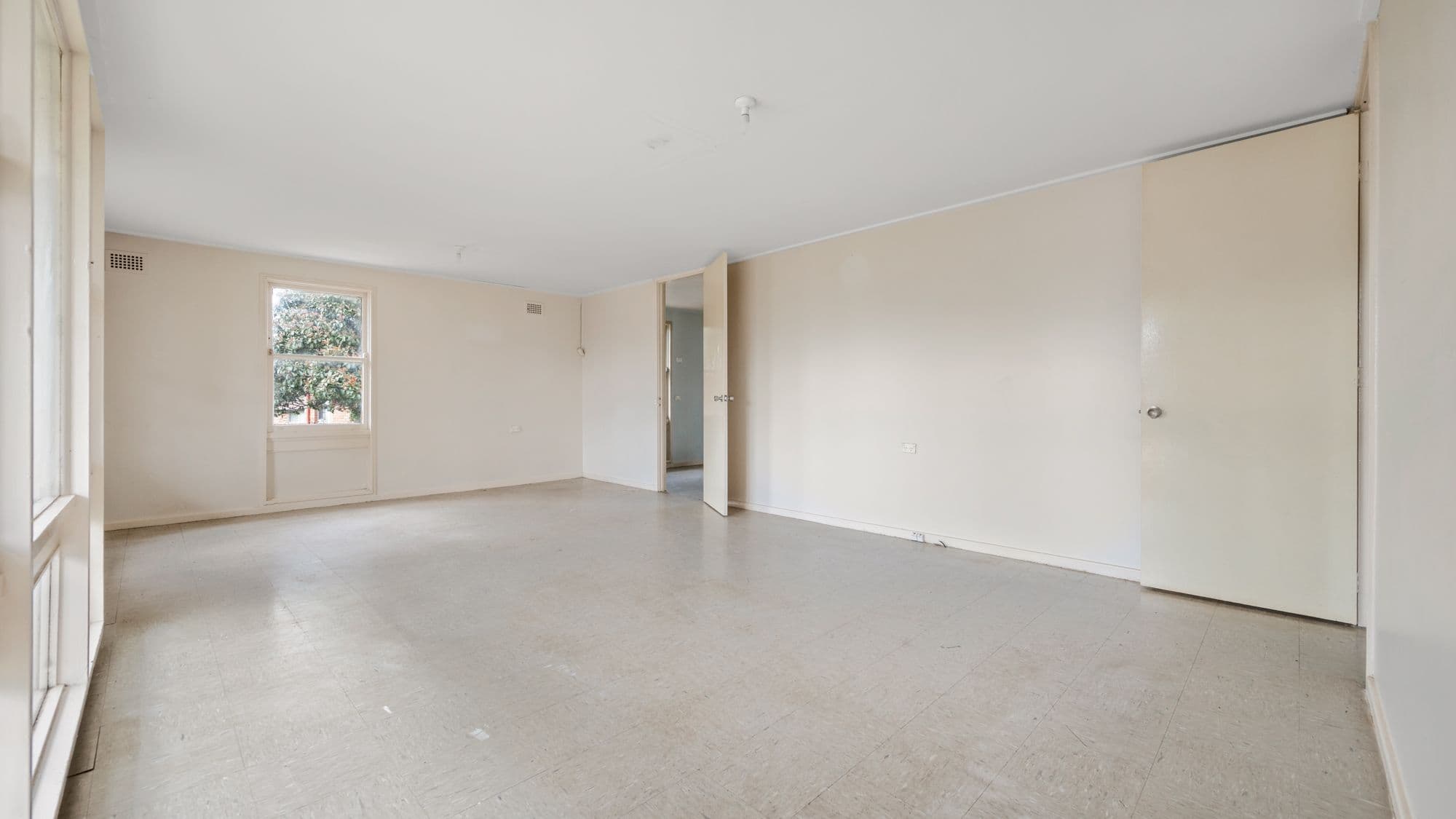 5 Ponds Way, Airds NSW 2560, Airds - Thumbnail 3