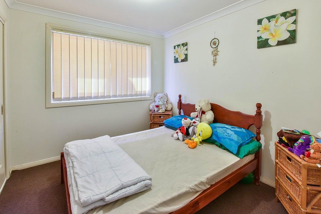 17 Webb Place, Minto NSW 2566, Minto - Thumbnail 3