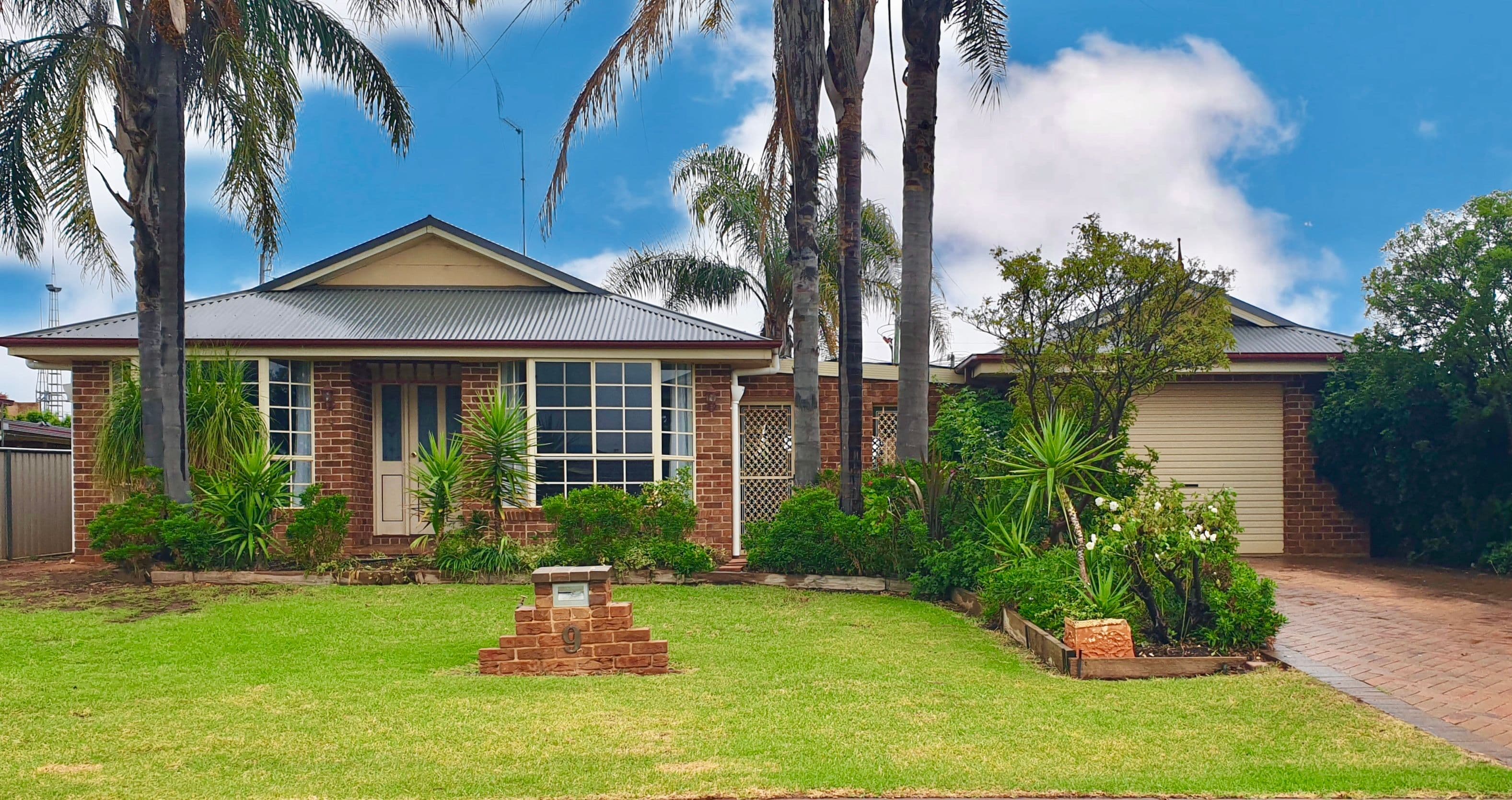 9 Mimosa Road, Parkes NSW 2870, Parkes - Image 1