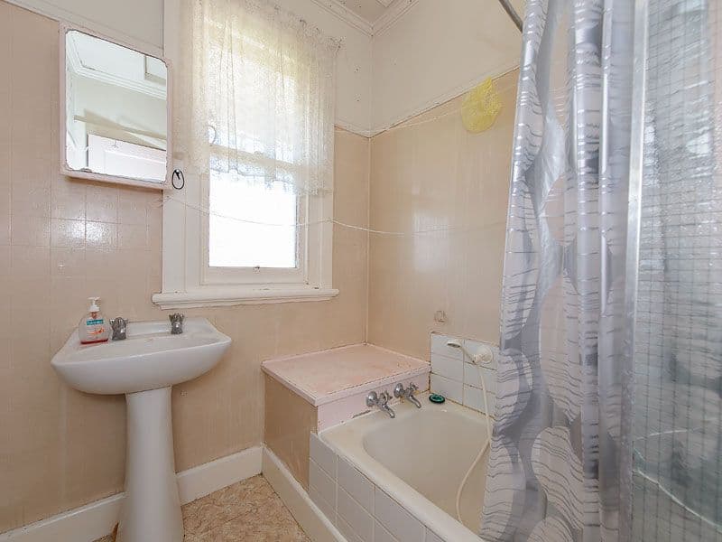 32 Clota Avenue, BOX HILL VIC 3128, Box Hill - Thumbnail 7