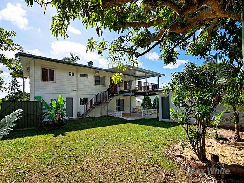 15 Scenic Street, Bayview Heights QLD 4868, Bayview Heights - Thumbnail 3