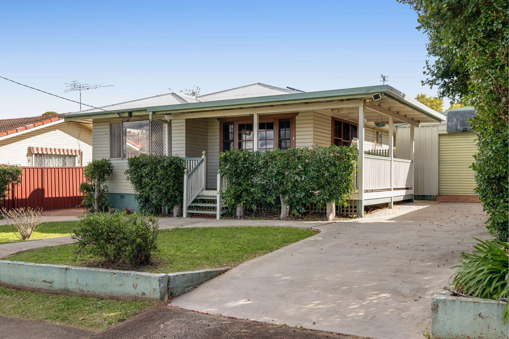 291 Tor Street, Wilsonton QLD 4350, Wilsonton - Thumbnail 2