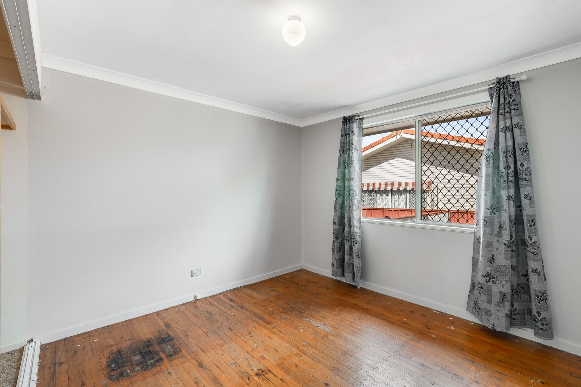 291 Tor Street, Wilsonton QLD 4350, Wilsonton - Thumbnail 6