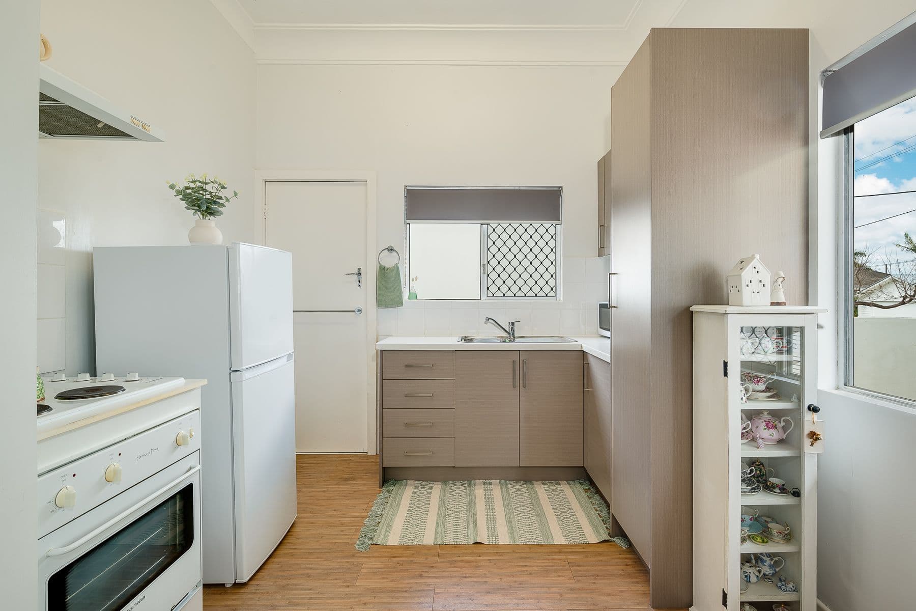 94 Algoori Street, Morningside QLD 4170, Morningside - Thumbnail 5