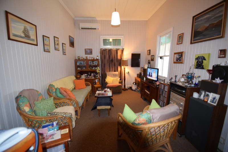 13 Pryde Street, Esk QLD 4312, Esk - Thumbnail 5