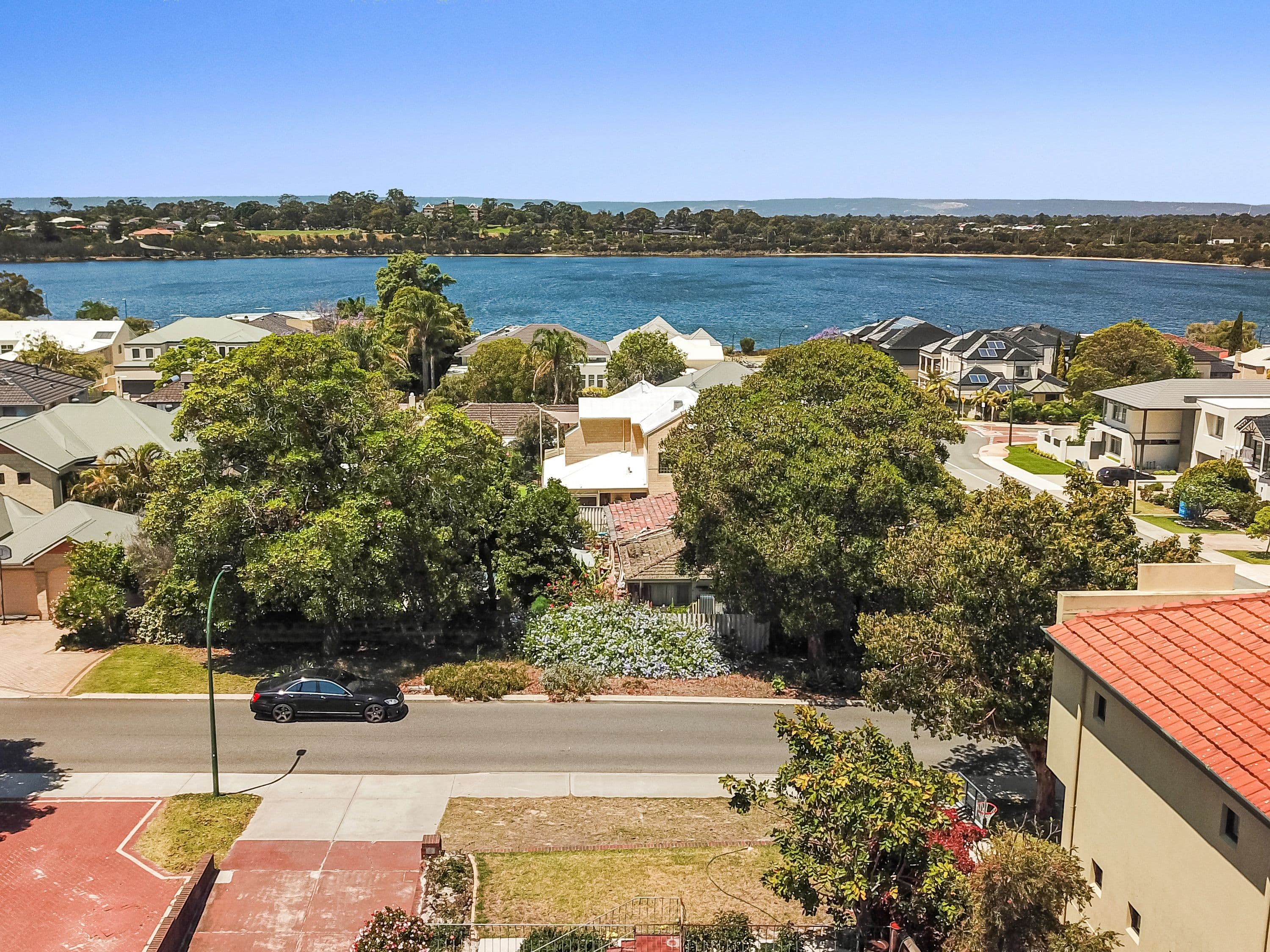23 River View Terrace, Mount Pleasant WA 6153, Mount Pleasant - Thumbnail 2