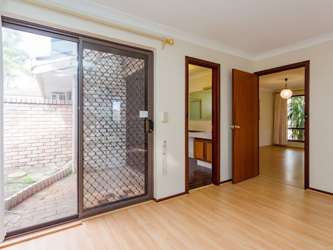 12 Matsen Close, Booragoon WA 6154, Booragoon - Thumbnail 5