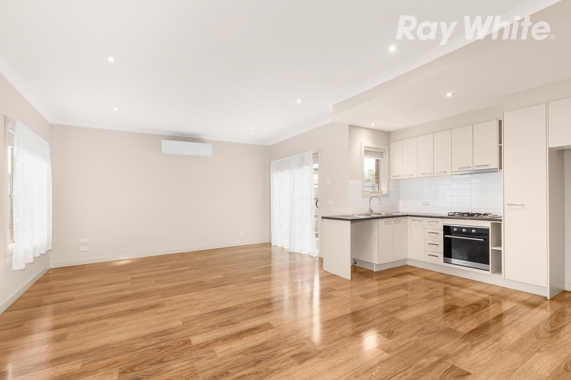 26-28 Boldrewood Parade, Reservoir VIC 3073, Reservoir - Thumbnail 2