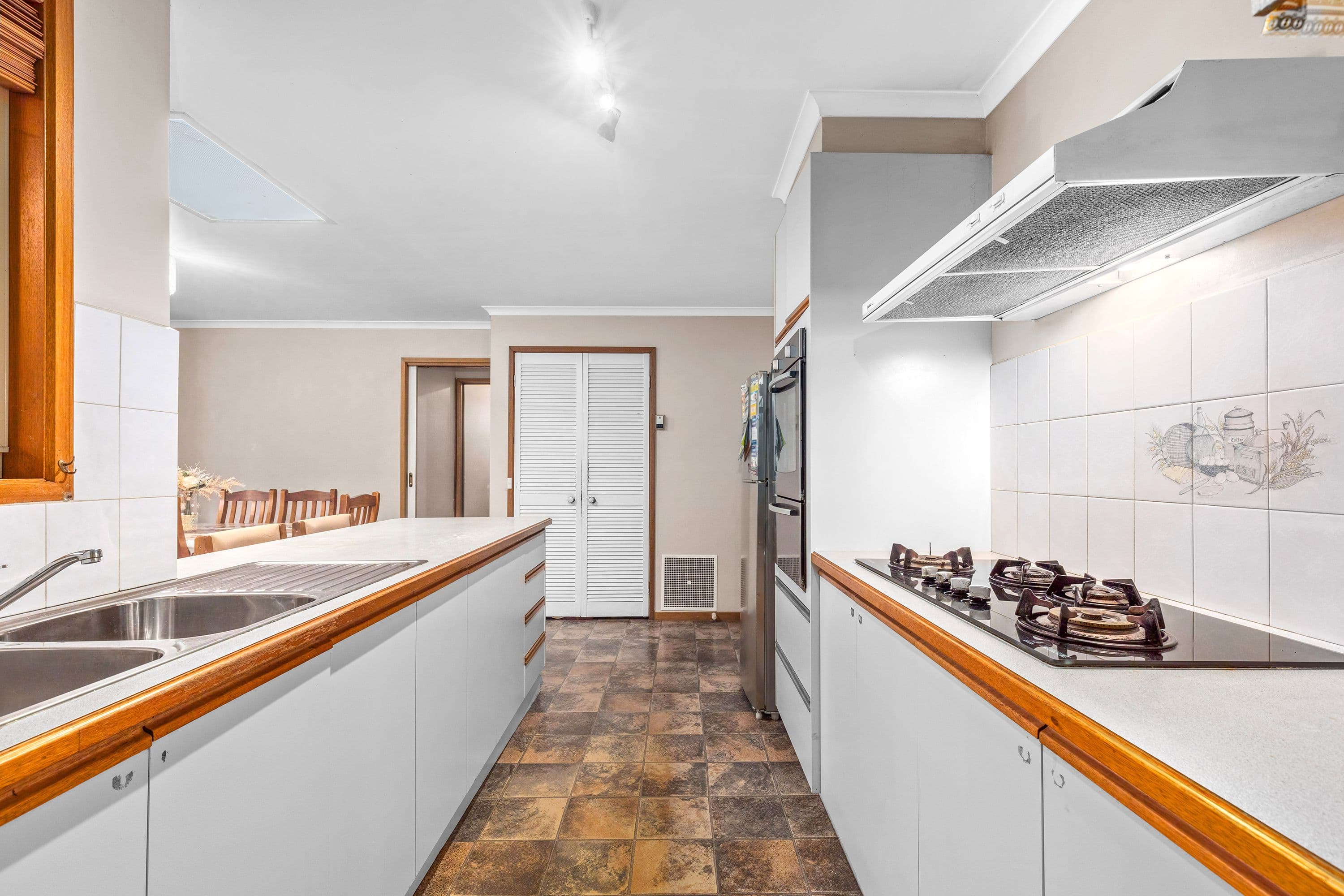 11 Delphin Court, Narre Warren VIC 3805, Narre Warren - Thumbnail 4