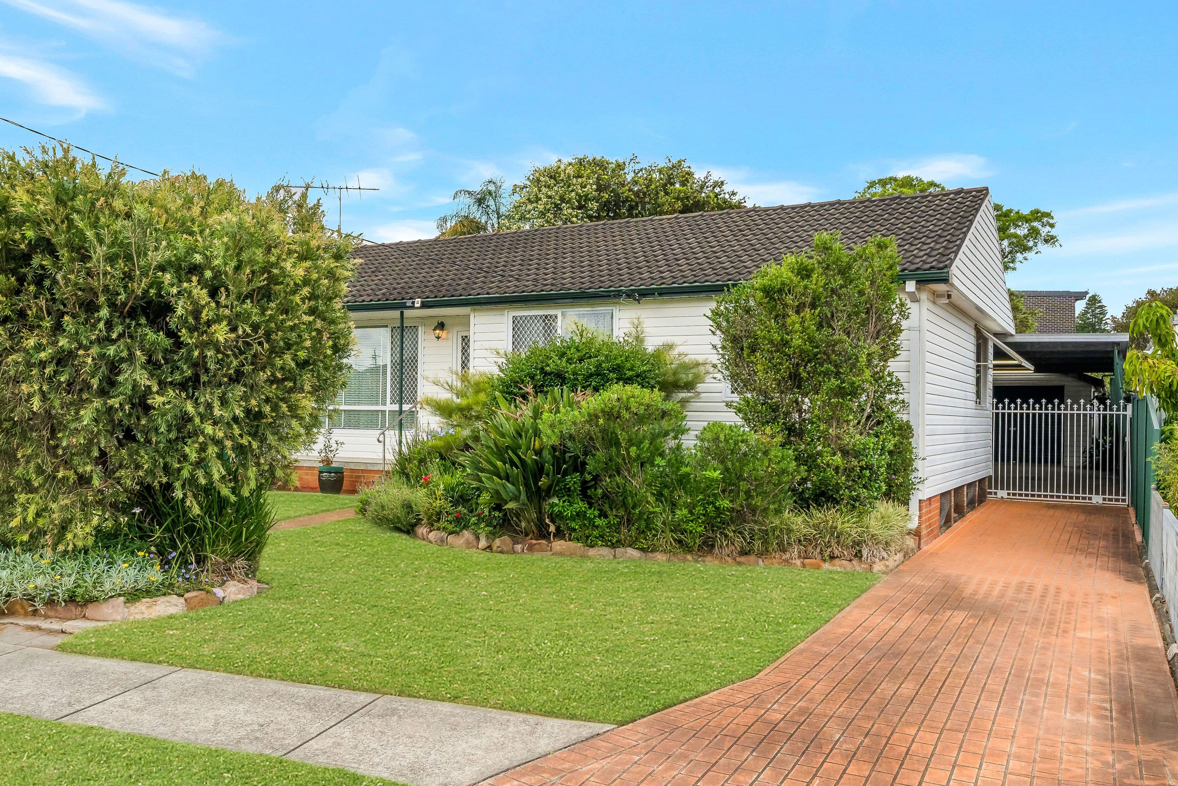 10 Mark Street, Canley Heights NSW 2166, Canley Heights - Thumbnail 2