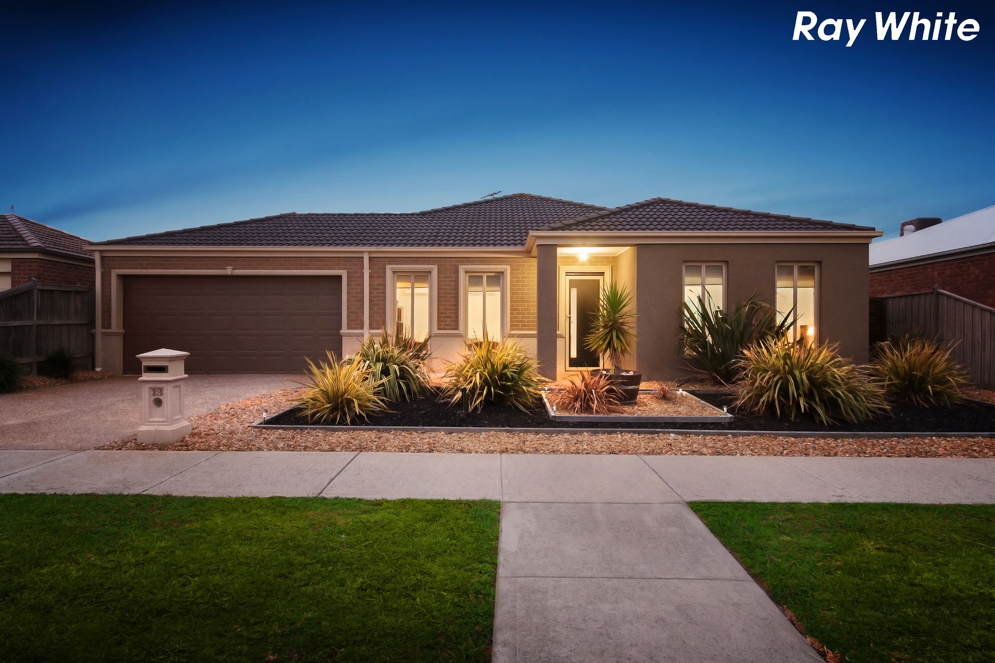 13 Greendale Boulevard, Pakenham VIC 3810, Pakenham - Image 1