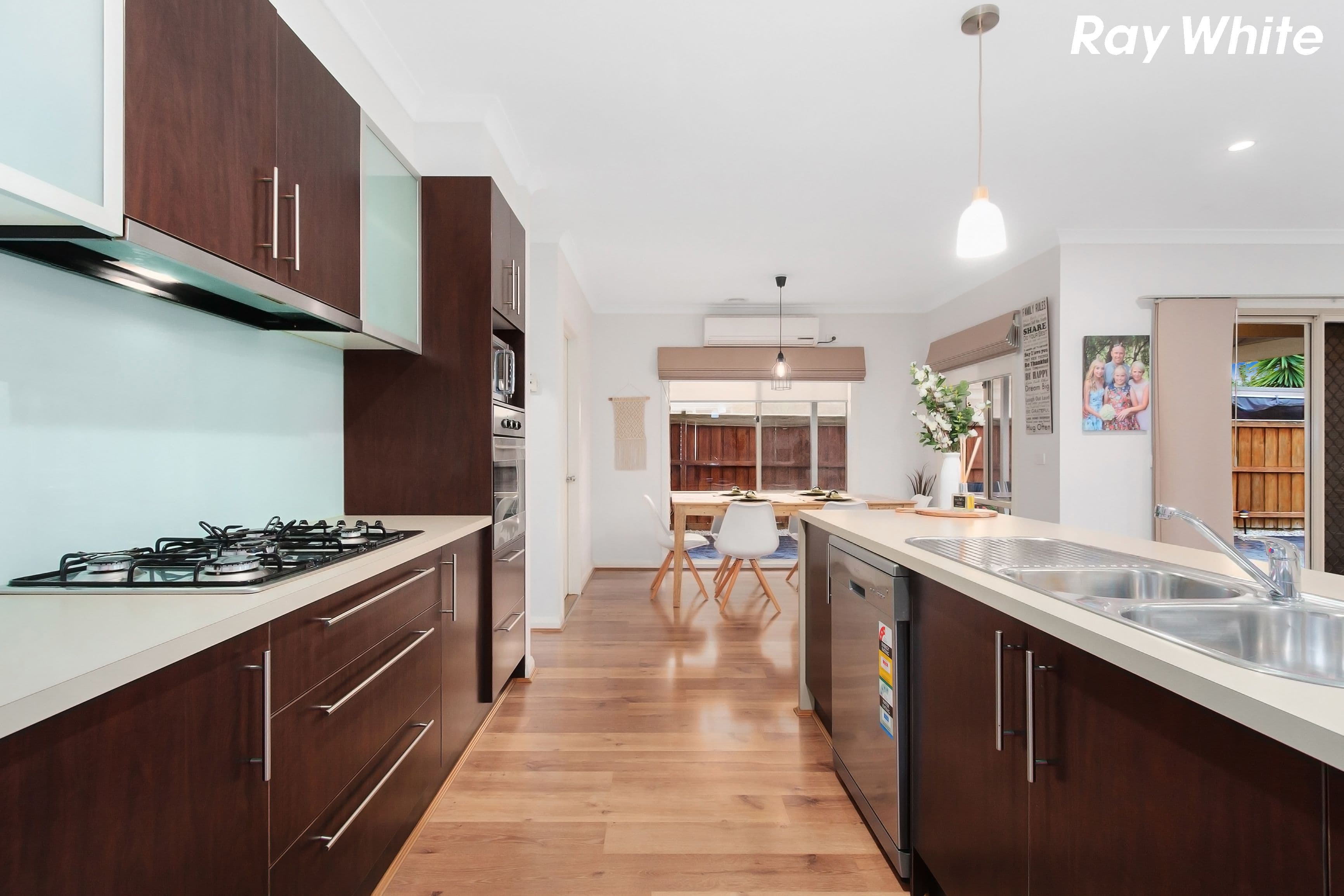 13 Greendale Boulevard, Pakenham VIC 3810, Pakenham - Thumbnail 4