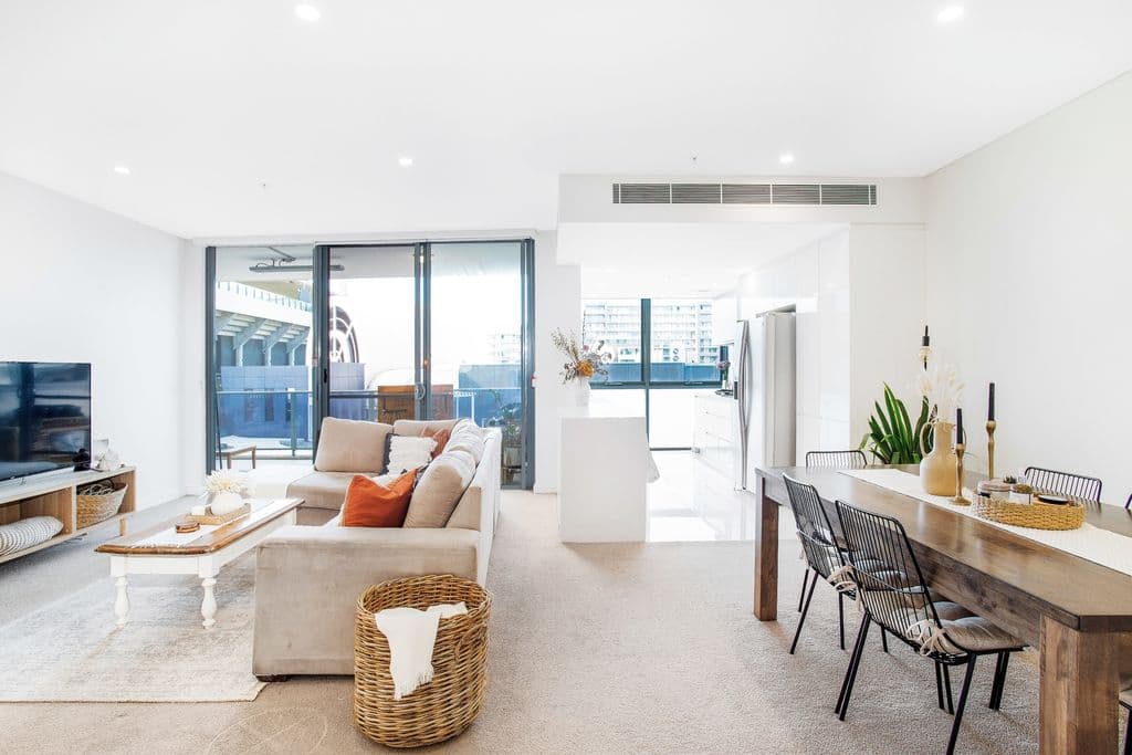 11/2 Burelli Street, Wollongong - Image 1