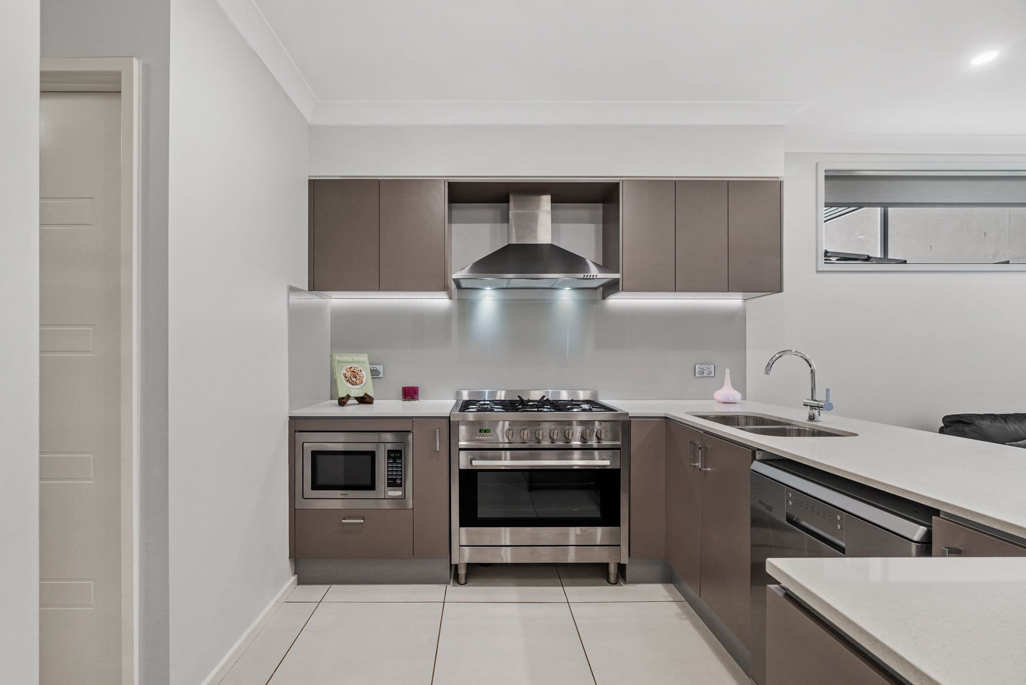 11 Needlebush Avenue, Denham Court NSW 2565, Denham Court - Thumbnail 2