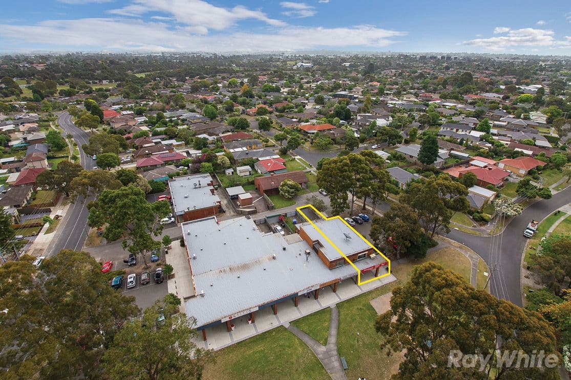 212 Brandon Park Drive, Wheelers Hill VIC 3150, Wheelers Hill - Thumbnail 2
