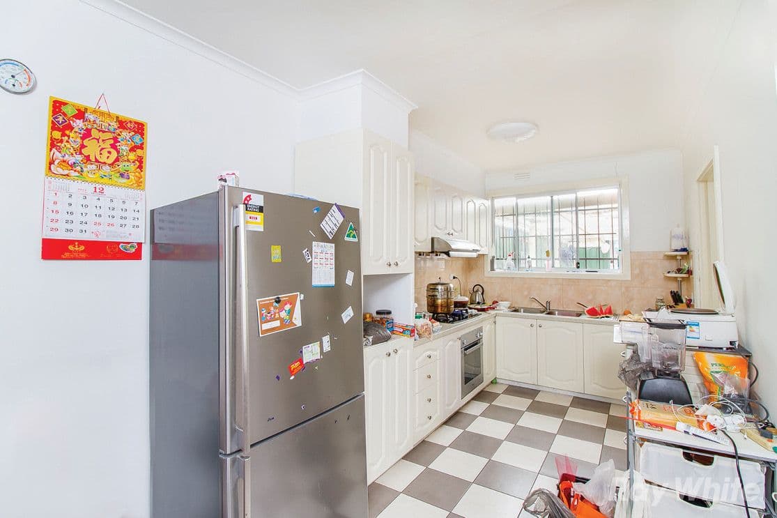 212 Brandon Park Drive, Wheelers Hill VIC 3150, Wheelers Hill - Thumbnail 5