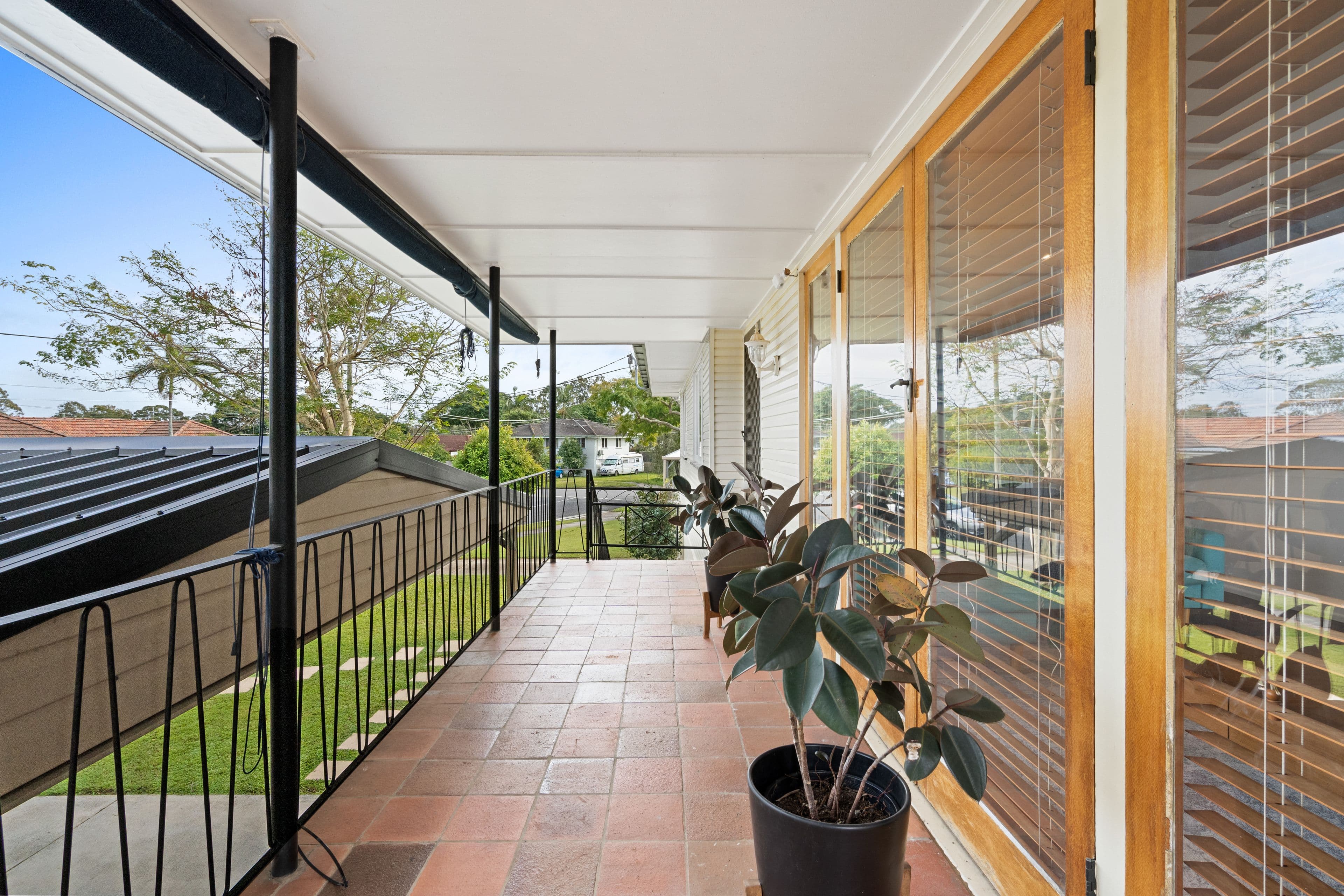 4 Strathdale Street, Aspley QLD 4034, Aspley - Thumbnail 2