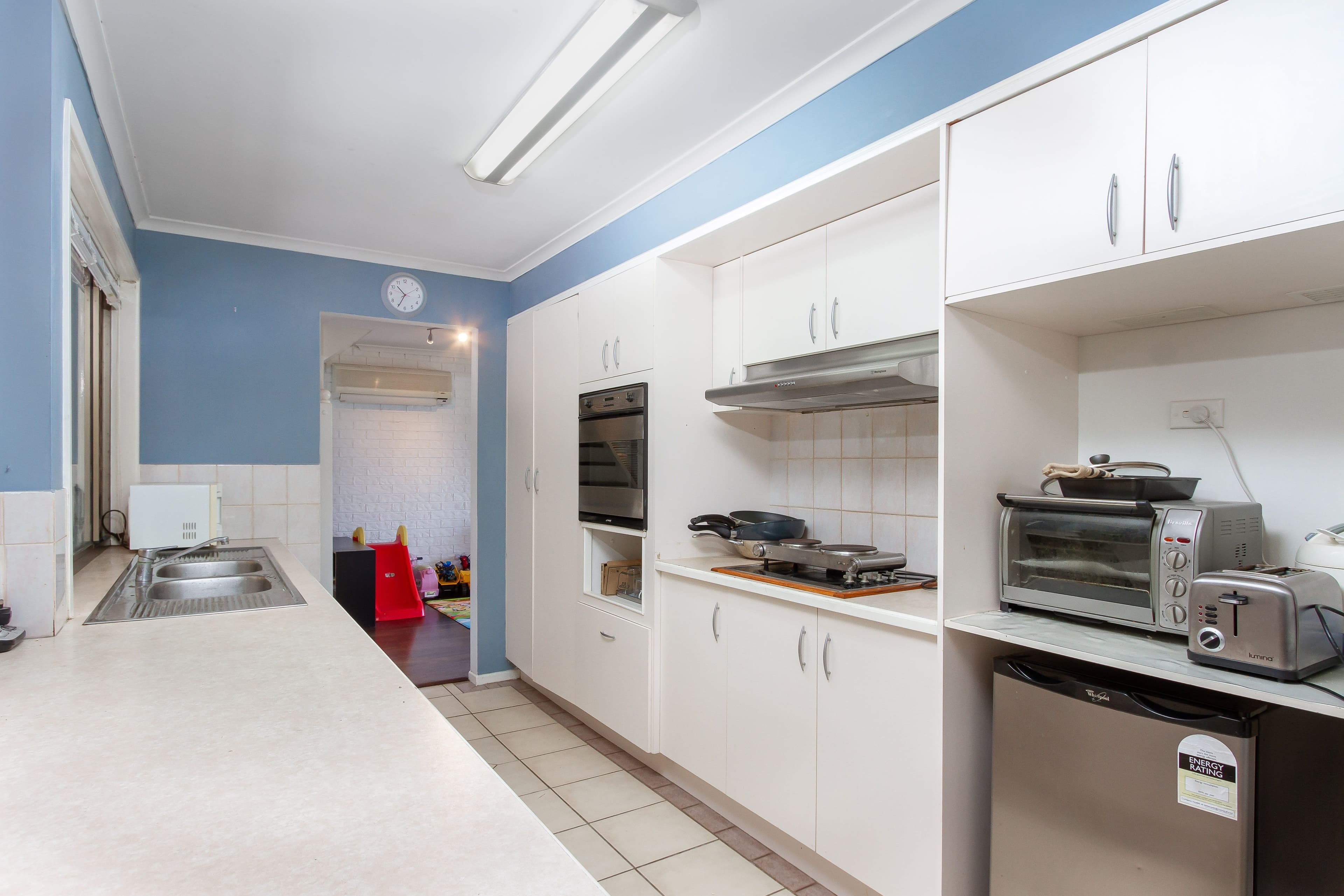 44 Deloraine Drive, Springwood QLD 4127, Springwood - Thumbnail 4