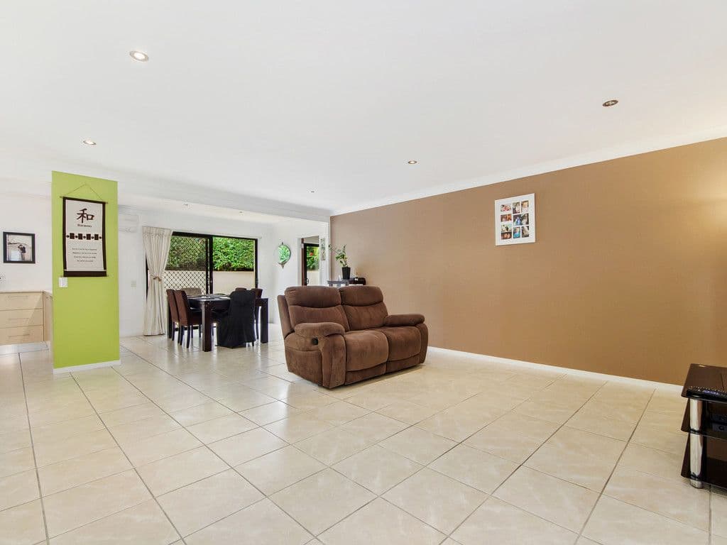79 Currumburra Road, Ashmore QLD 4214, Ashmore - Thumbnail 6