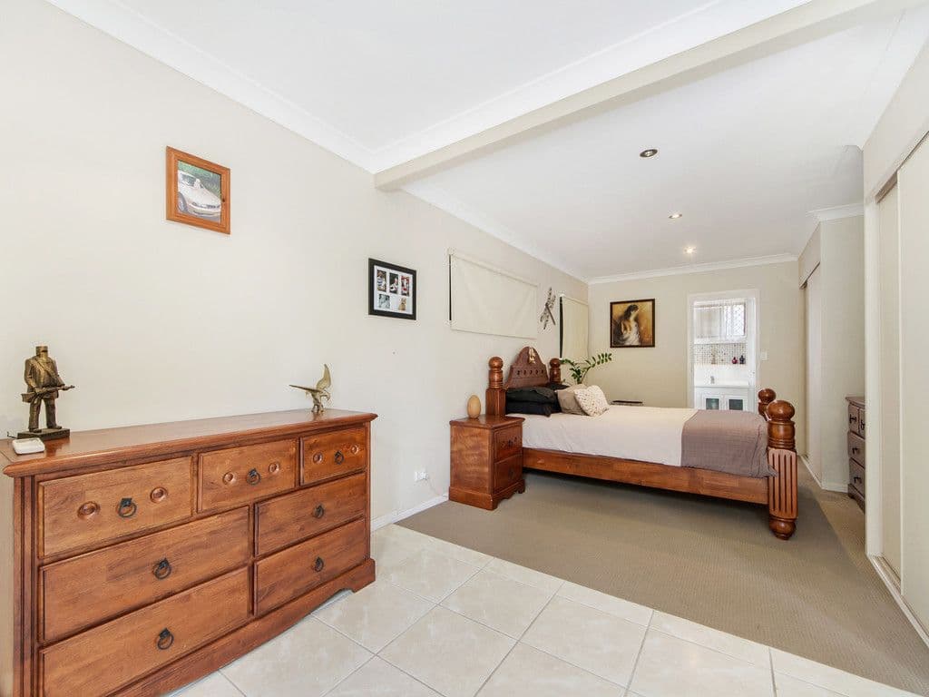 79 Currumburra Road, Ashmore QLD 4214, Ashmore - Thumbnail 8