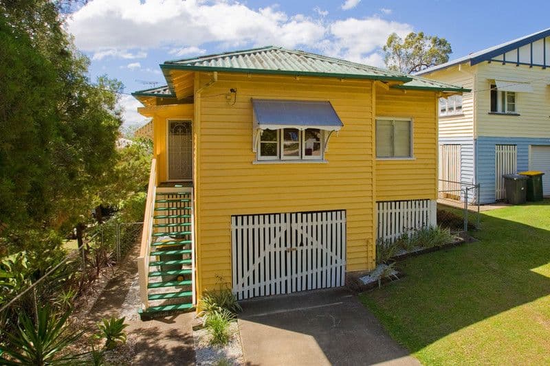 43 Boronia Avenue, HOLLAND PARK WEST QLD 4121, Holland Park West - Image 1