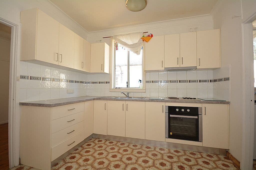130 Burnett Street, Merrylands - Thumbnail 3