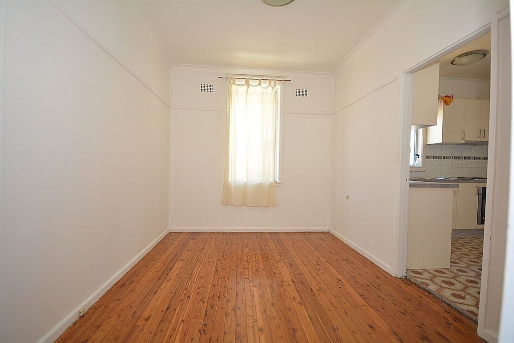 130 Burnett Street, Merrylands - Thumbnail 4