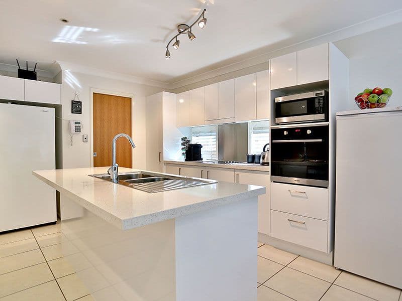 56 Lancewood Drive, Albany Creek QLD 4035, Albany Creek - Thumbnail 4