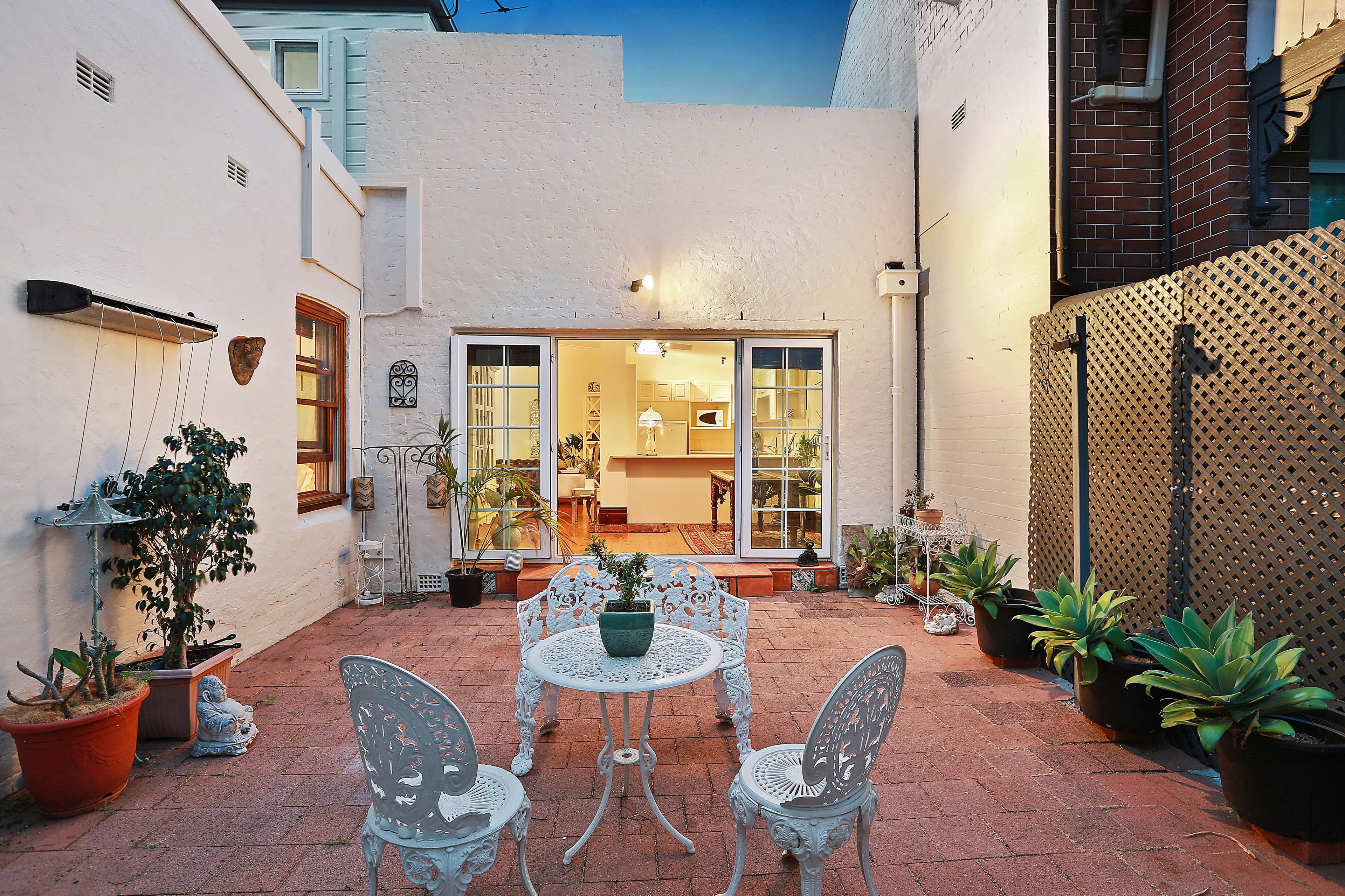 152 Corunna Road, Stanmore - Thumbnail 2