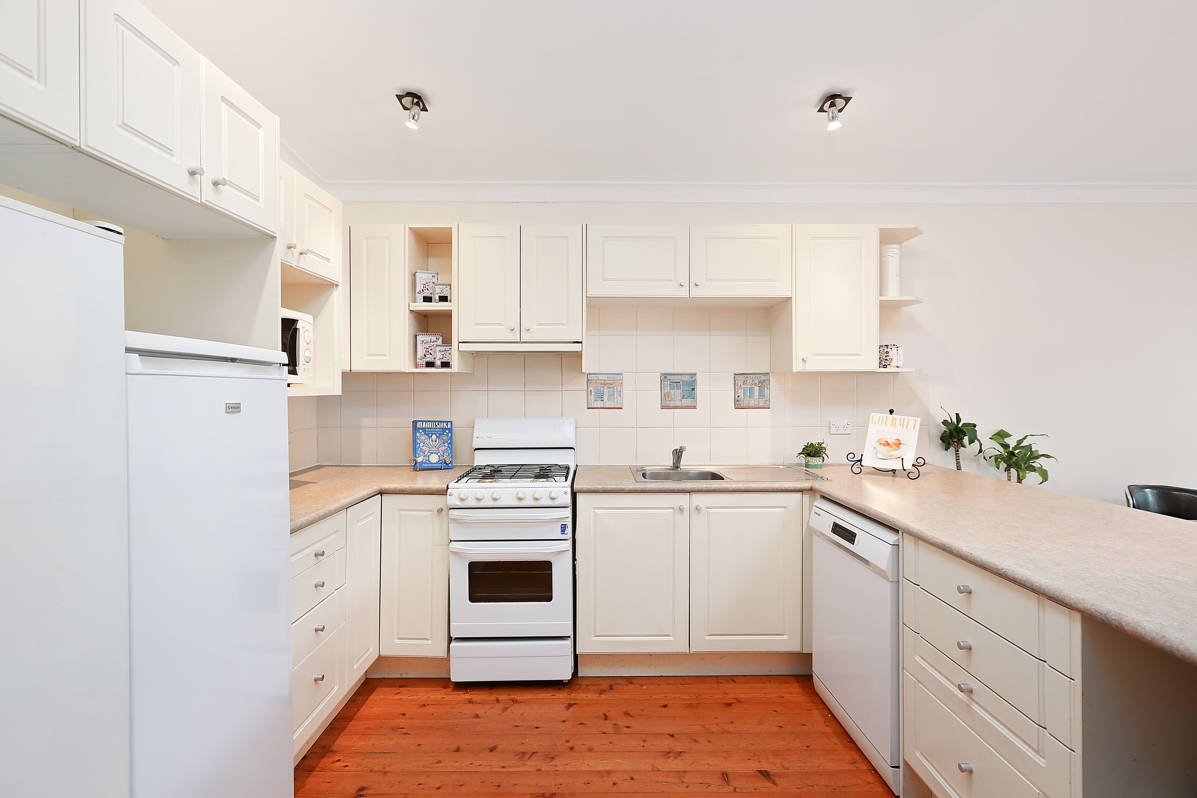 152 Corunna Road, Stanmore - Thumbnail 5