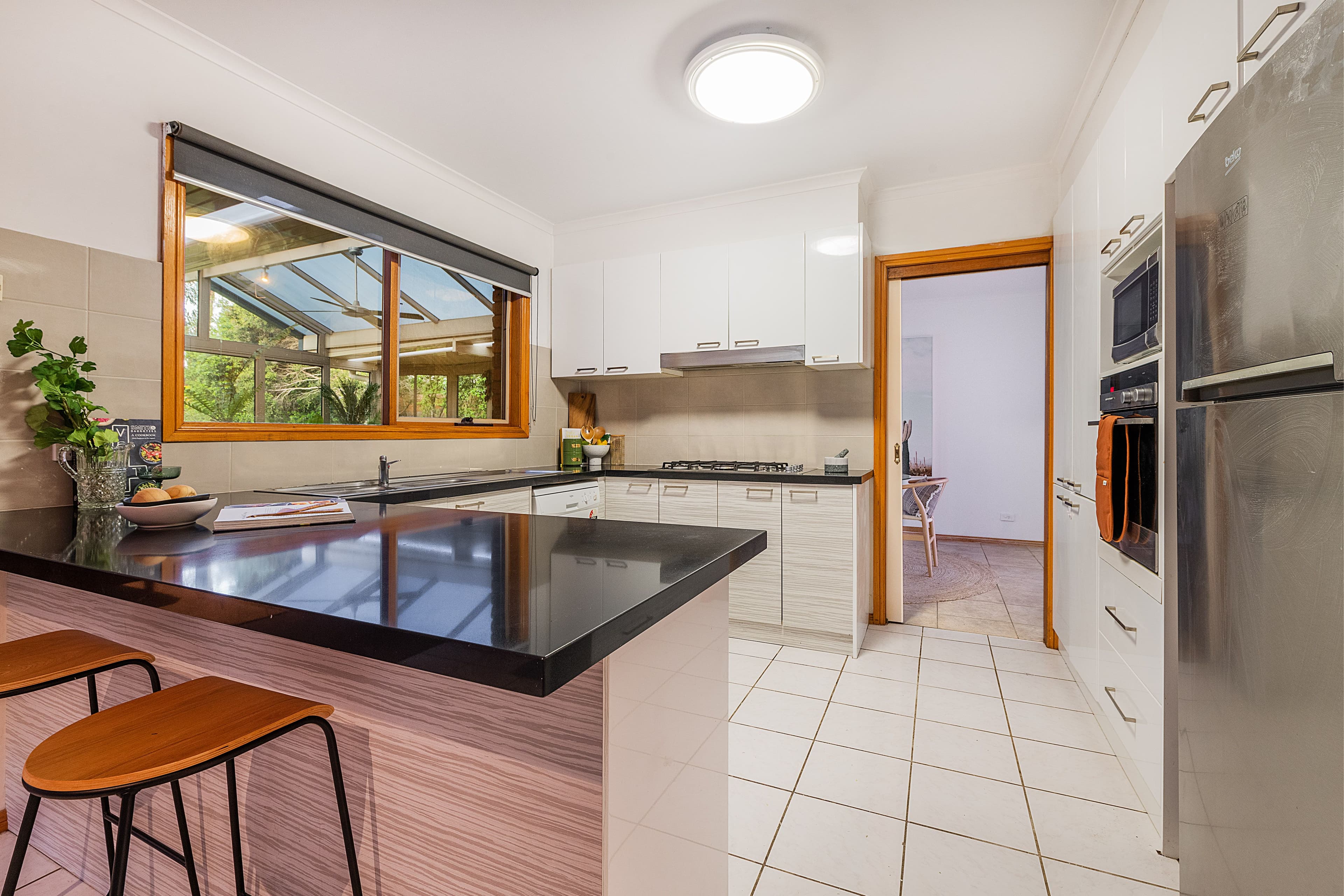 20 Cairn Curren Close, Rowville VIC 3178, Rowville - Thumbnail 6