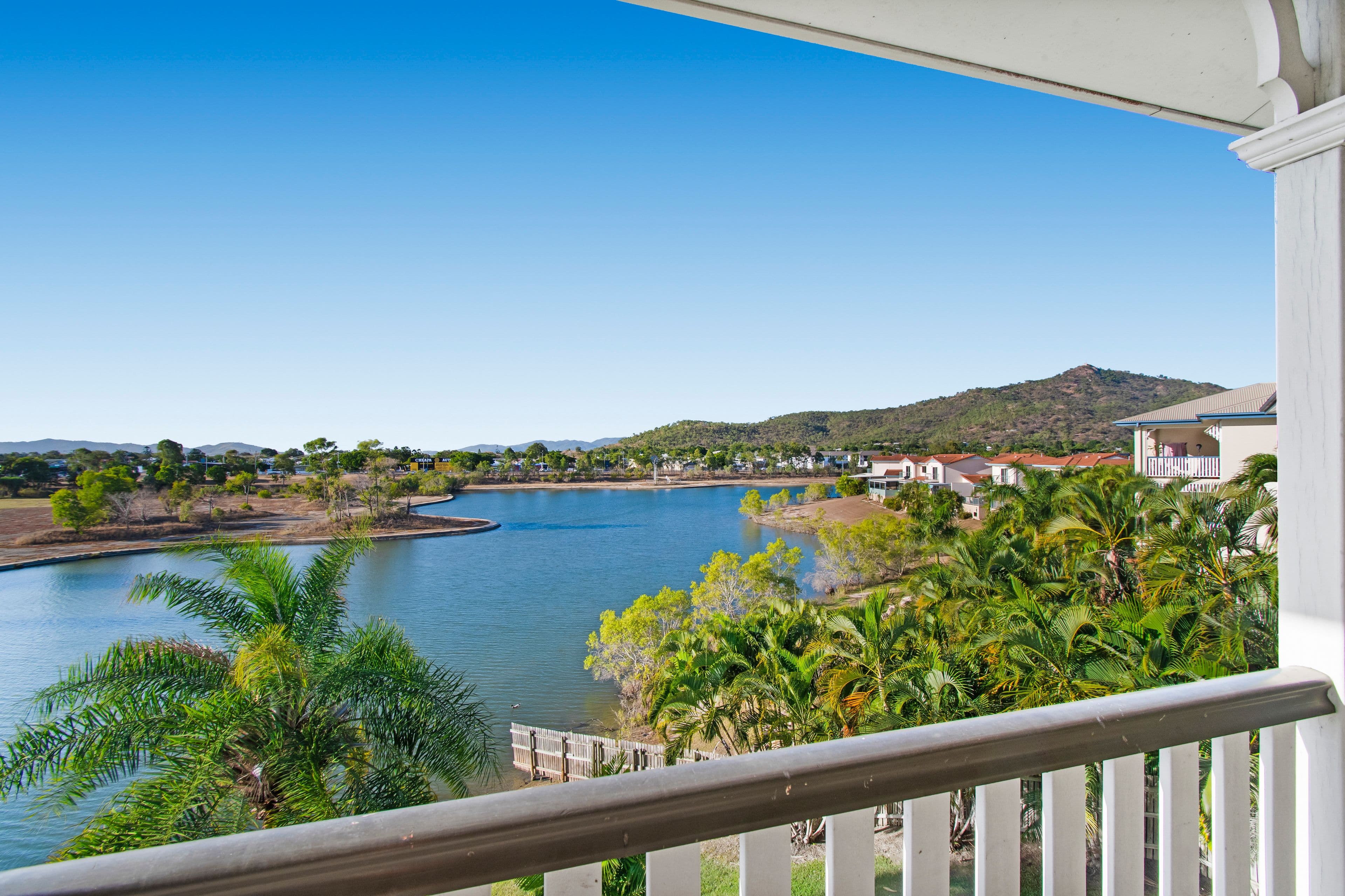 16-22 Martinez Avenue, West End QLD 4810, West End - Image 1