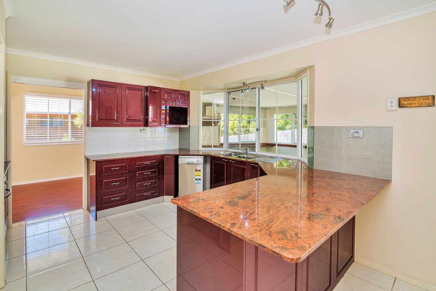 5 Makalu Court, Tamborine Mountain QLD 4272, Tamborine Mountain - Thumbnail 3