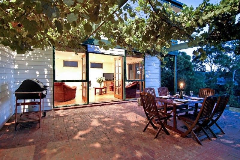 25 Fricker Avenue, GREENSBOROUGH VIC 3088, Greensborough - Image 1