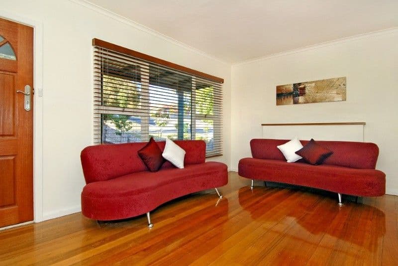 25 Fricker Avenue, GREENSBOROUGH VIC 3088, Greensborough - Thumbnail 2