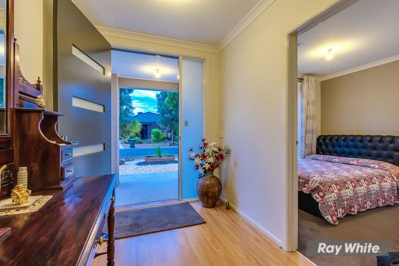37 Amsterdam Avenue, Tarneit VIC 3029, Tarneit - Thumbnail 2