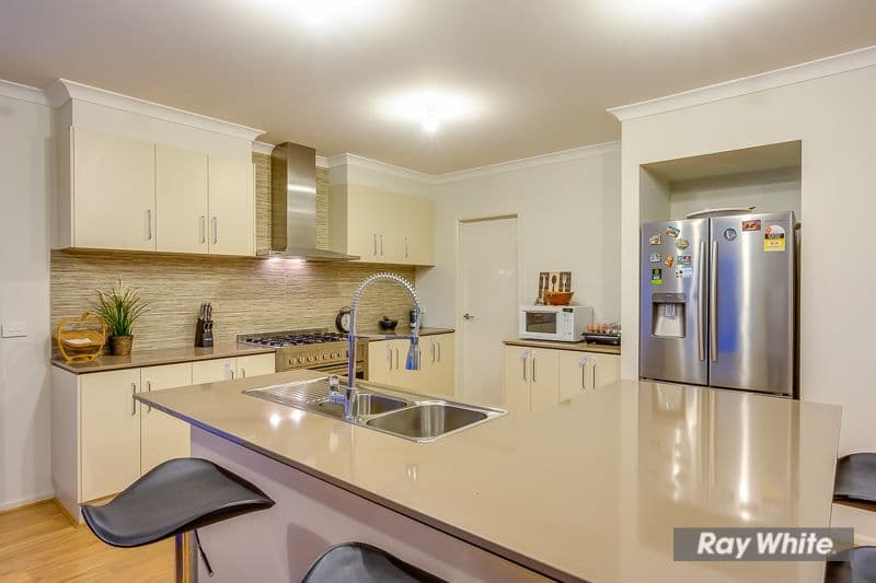 37 Amsterdam Avenue, Tarneit VIC 3029, Tarneit - Thumbnail 5
