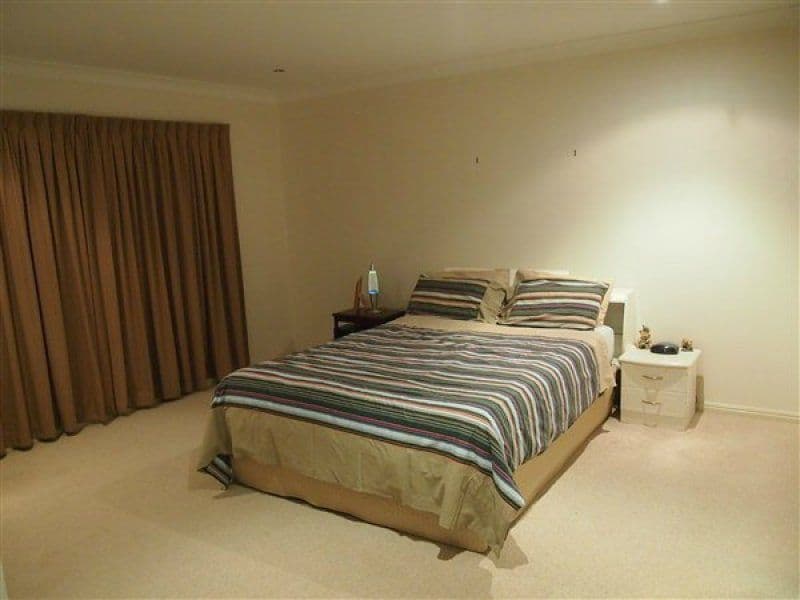 1 Ontario Court, OXENFORD QLD 4210, Oxenford - Thumbnail 4