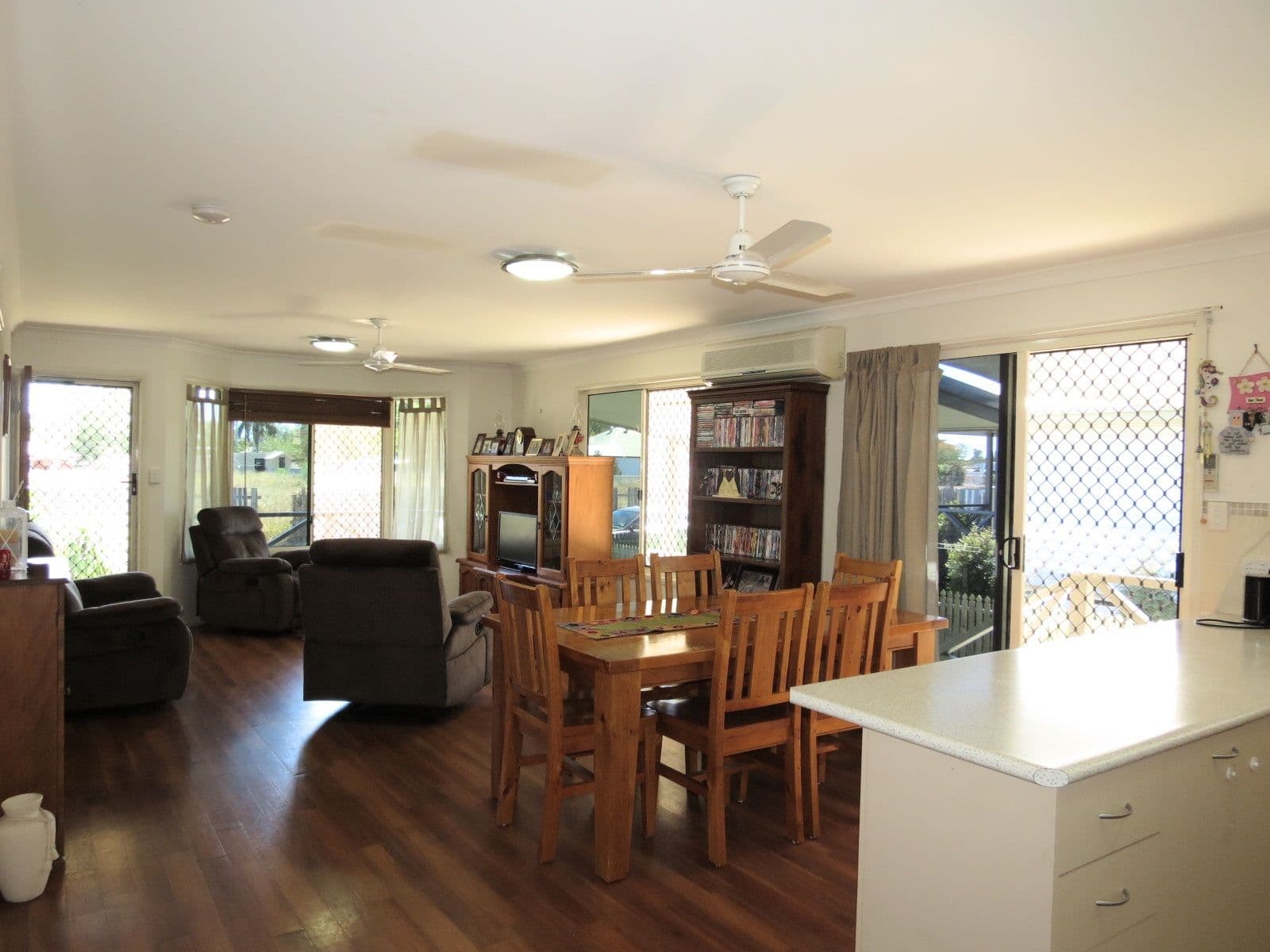 87 Roberts Street, Emerald QLD 4720, Emerald - Thumbnail 5