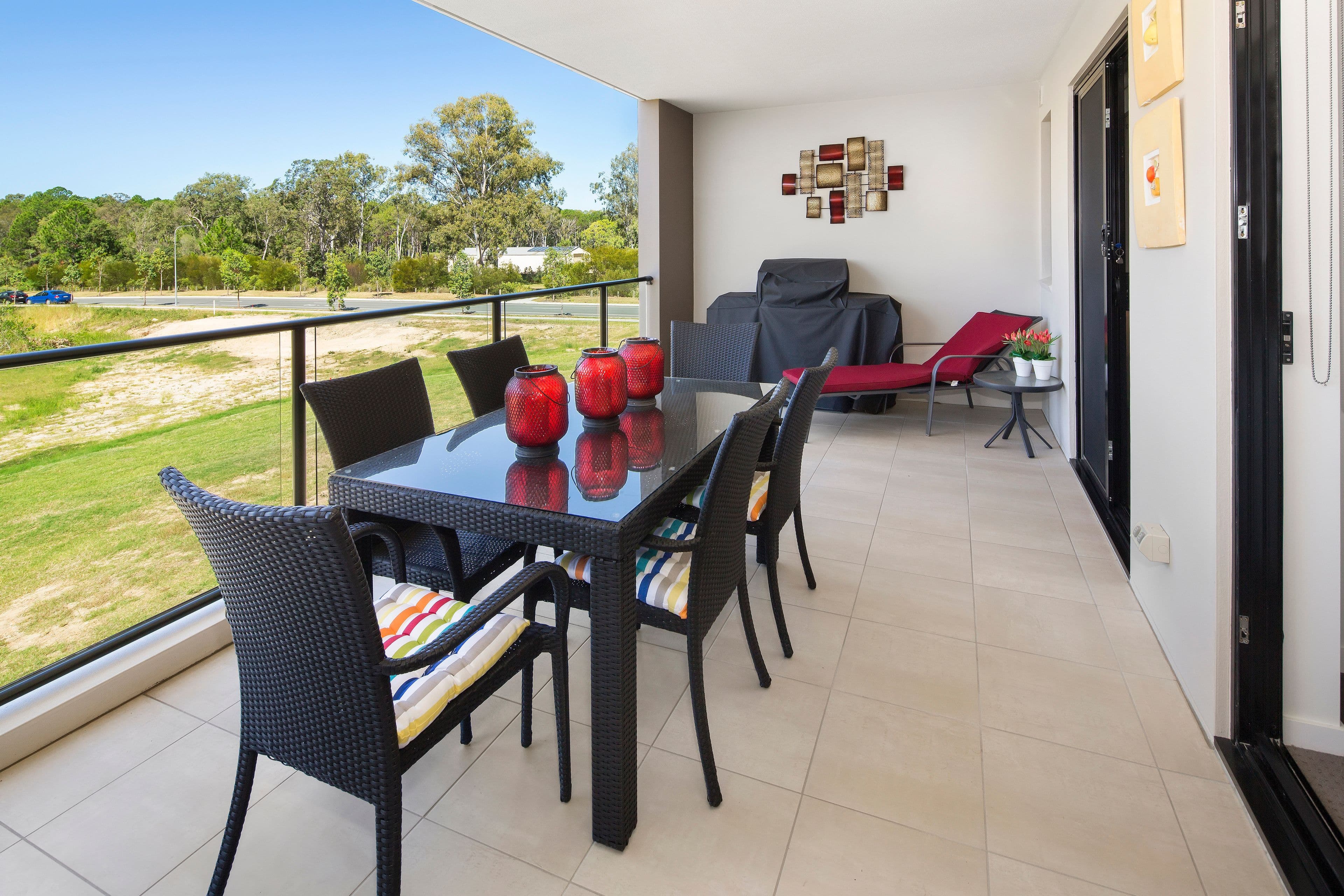 32 Broadwater Avenue, Hope Island QLD 4212, Hope Island - Thumbnail 2