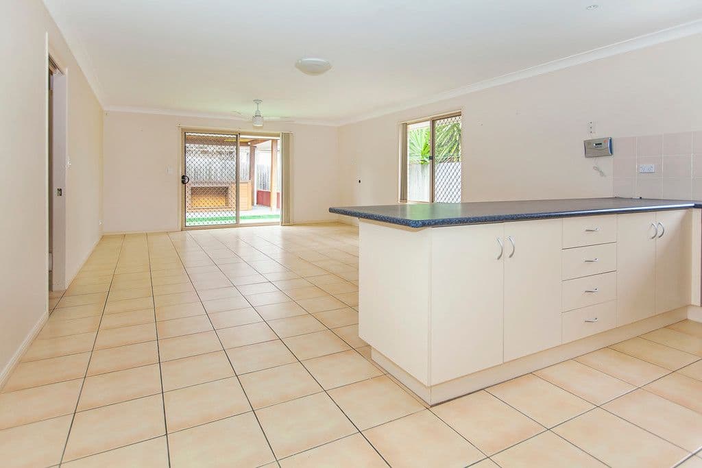 6 Apollo Place, Springfield Lakes QLD 4300, Springfield Lakes - Thumbnail 3