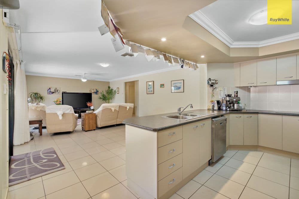 37 Trafalgar Vale Avenue, Wellington Point QLD 4160, Wellington Point - Thumbnail 4