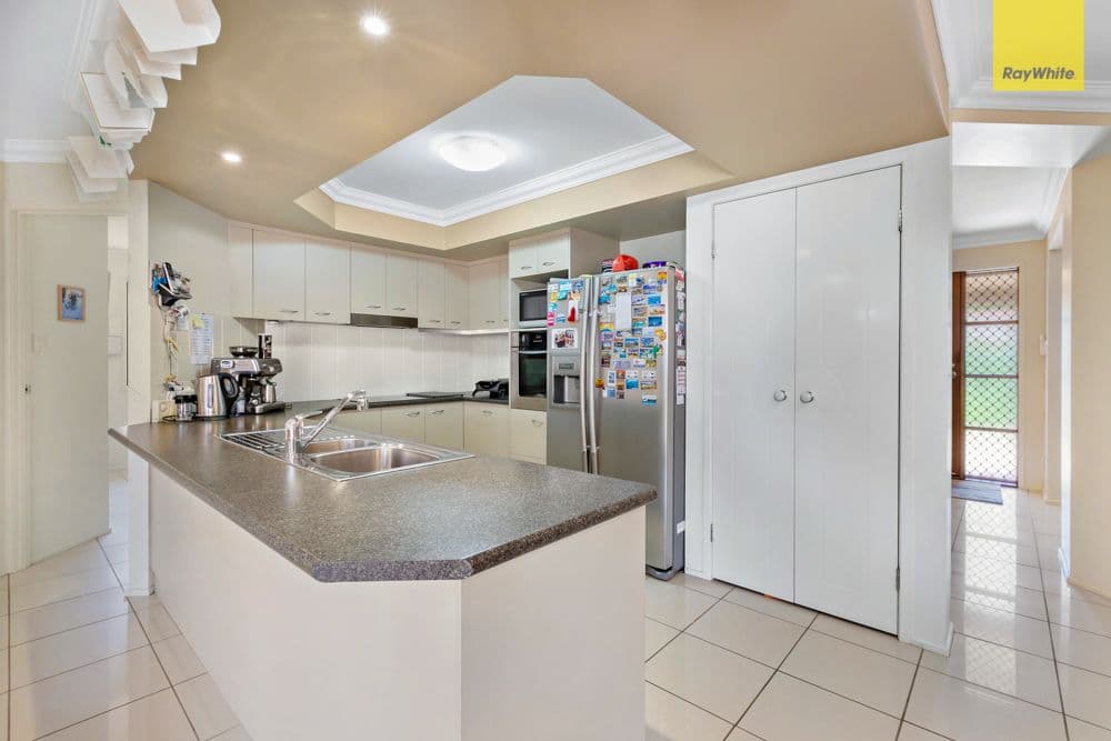 37 Trafalgar Vale Avenue, Wellington Point QLD 4160, Wellington Point - Thumbnail 5