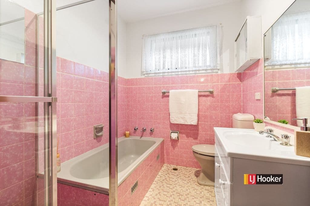 4 Bradley Crescent, Wiley Park - Thumbnail 7
