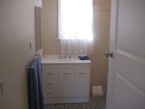 26 Barton Street, COONAMBLE NSW 2829, Coonamble - Thumbnail 4