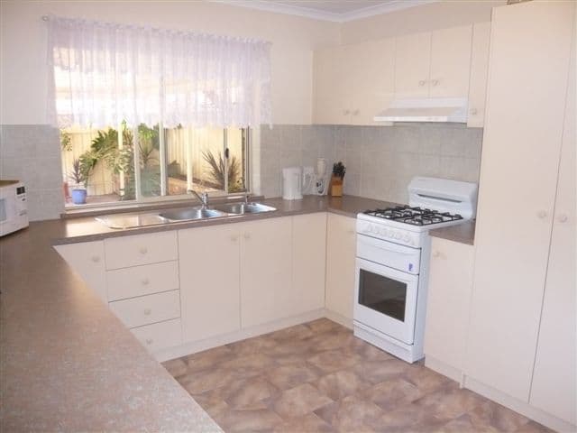 79 Reservoir Road, MODBURY SA 5092, Modbury - Thumbnail 3