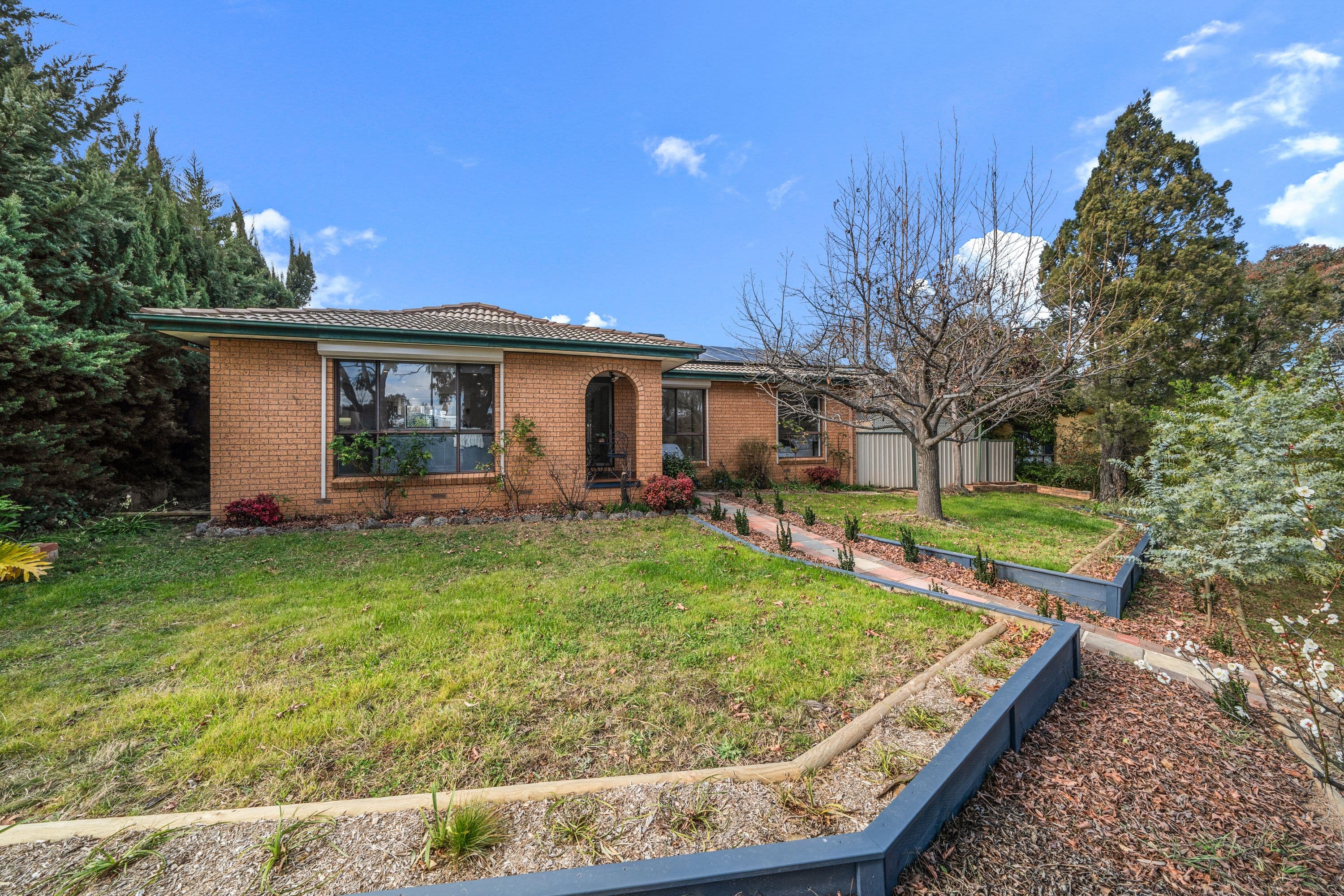 8 Farncomb Place, Gowrie ACT 2904, Gowrie - Image 1