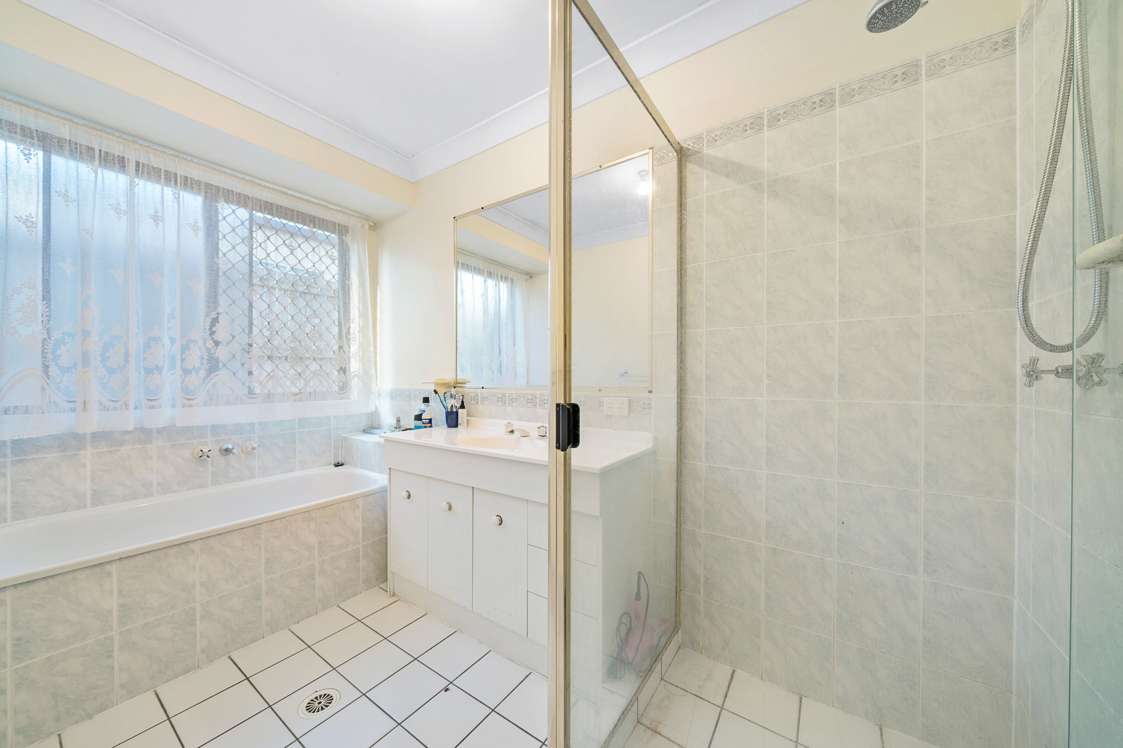 4 Vedders Drive, Heritage Park QLD 4118, Heritage Park - Thumbnail 7