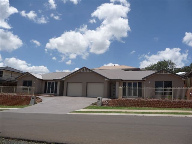 155 Handley Street, DARLING HEIGHTS QLD 4350, Darling Heights - Image 1