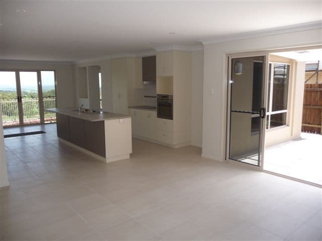 155 Handley Street, DARLING HEIGHTS QLD 4350, Darling Heights - Thumbnail 2